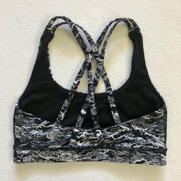 Lululemon Women Nami Wave White Black Print Energy Bra Luxtreme Strappy Top 4 - Picture 1 of 6